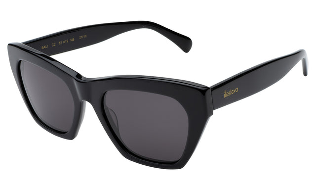 Bali Sunglasses Side Profile in Black / Grey