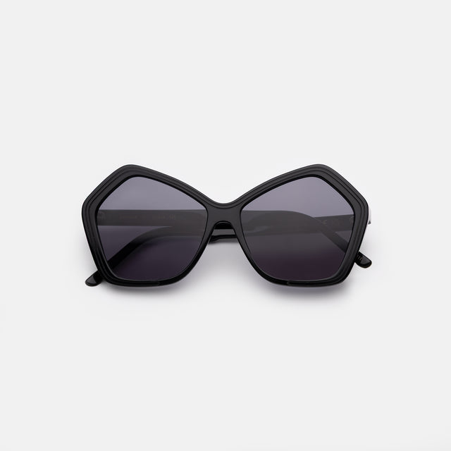 Barbra 55 Sunglasses side view in Black / Grey Flat
