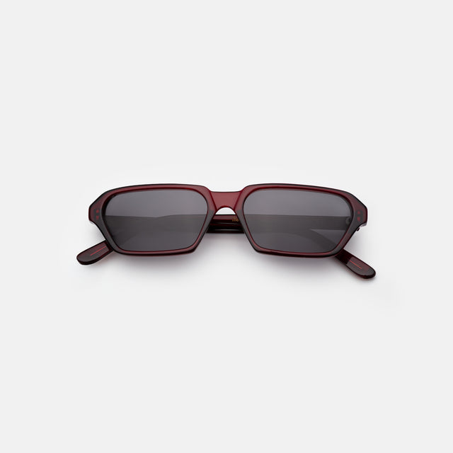 Baxter II Sunglasses side view in Burgundy / Grey