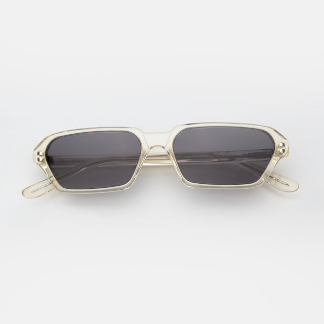Baxter II Sunglasses side view in Champagne / Grey