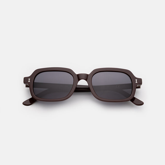 Berlin Sunglasses side view in Bordeaux / Grey