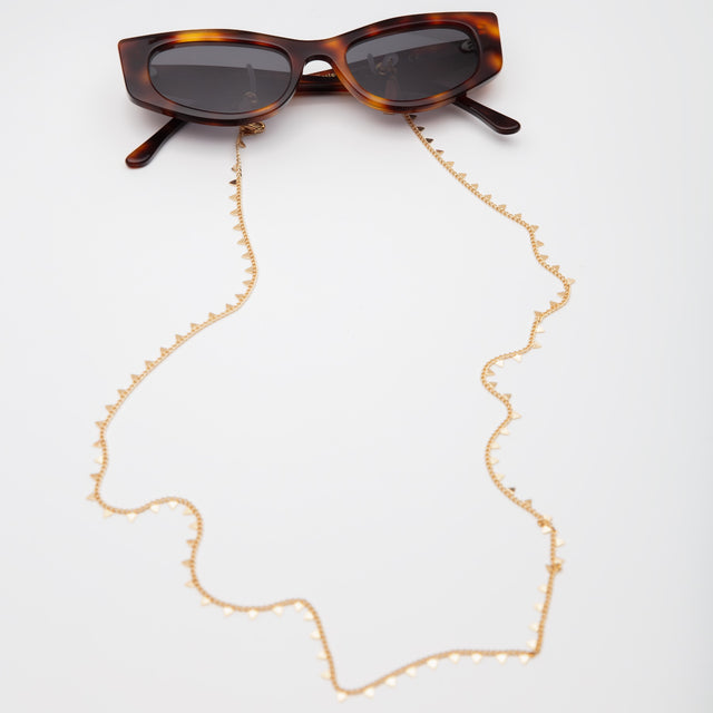 Sunglass chain attached to the Alexa Sunglasses  Caicos
