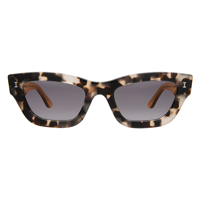 Donna Sunglasses front view in White Tortoise/Cider with Grey Gradient