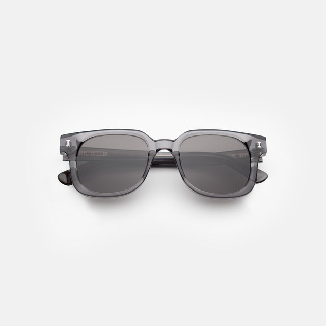 Ellison Sunglasses side view in Mercury / Grey Flat