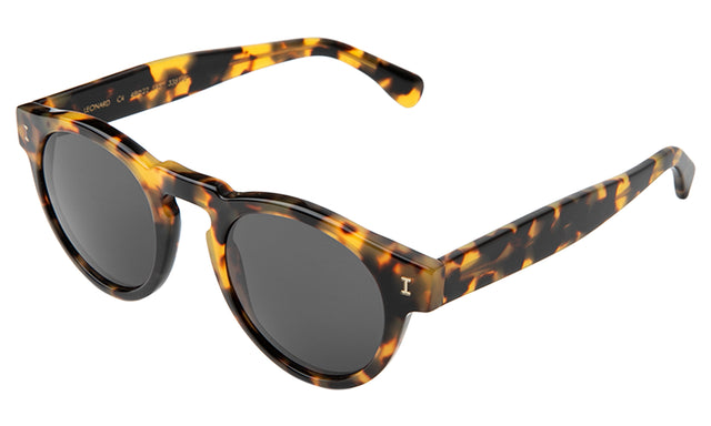 Leonard Sunglasses Side Profile in Tortoise / Grey