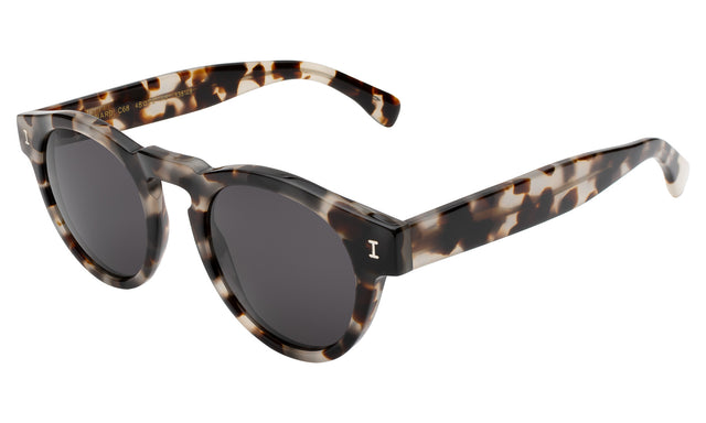 Leonard Sunglasses Side Profile in White Tortoise / Grey