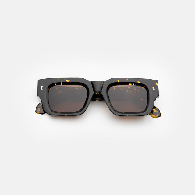 Lewis Sunglasses side view in Flame / Brown Flat