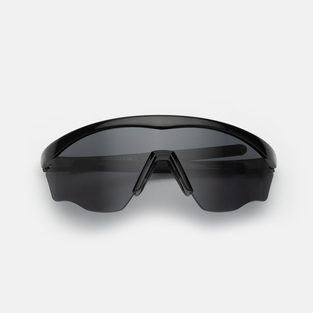 Nick Kyrgios x illesteva 1 Sports Frames side view in Black / Grey