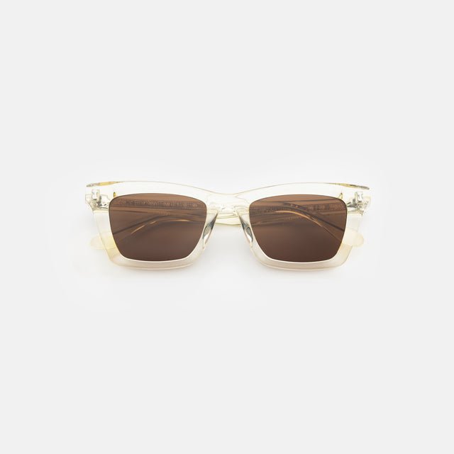 Portugal Sunglasses side view in Champagne / Brown Flat