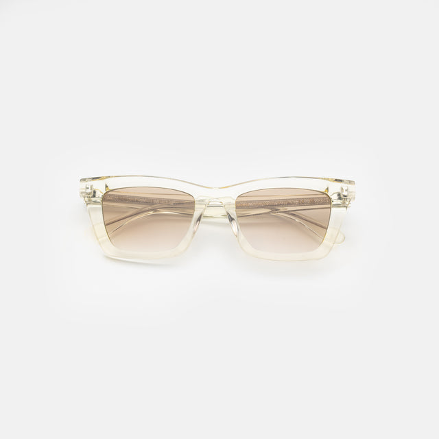 Portugal Sunglasses side view in Champagne / Taupe Flat Gradient