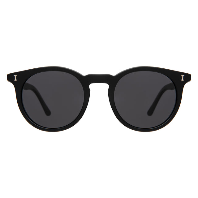 Sterling Sunglasses Product Shot