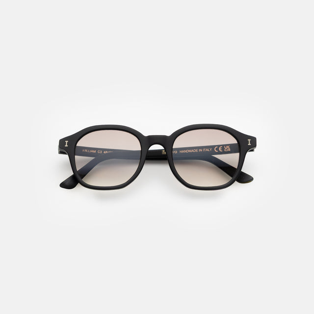 William Sunglasses side view in Matte Black / Taupe Gradient