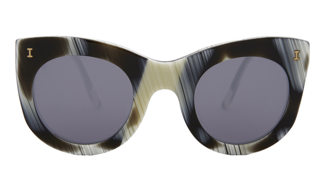 Boca Sunglasses side view in Horn / Silver Flat Mirror