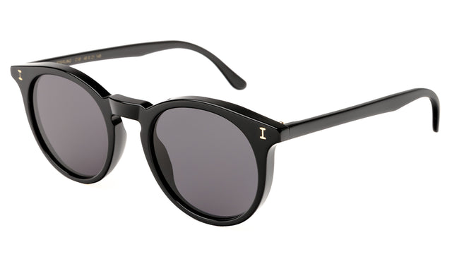 Sterling Sunglasses Side Profile in Black / Grey Flat